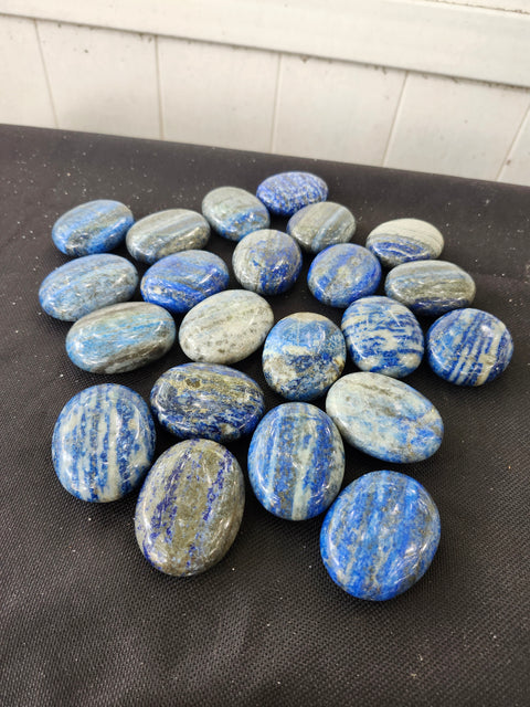 1.75 inch, 1.5 ounce Lapis lazuli palm stone