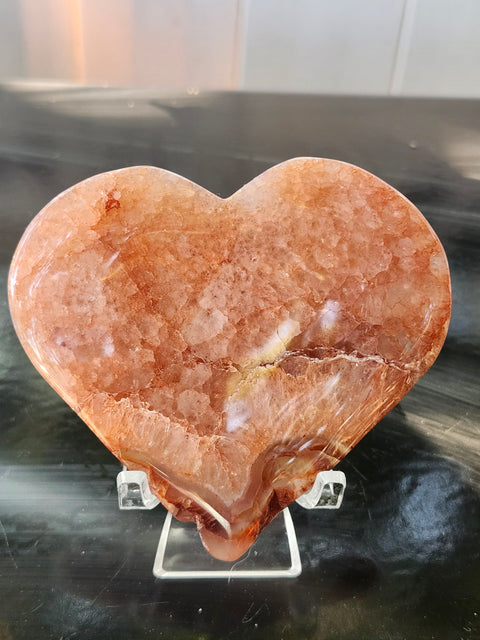 Snakeskin agate heart! 5.4 ounces, 3.4 inches tall, 3.1 inches wide