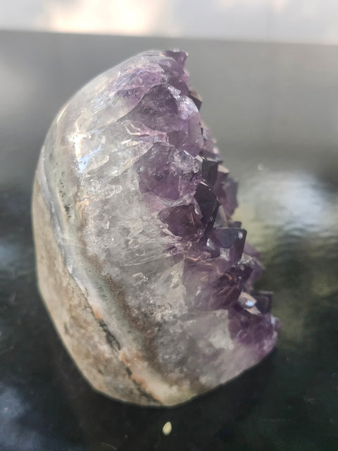 Amethyst cut base free form! 1.1 pound, 3.1 inches, 2.8 wide