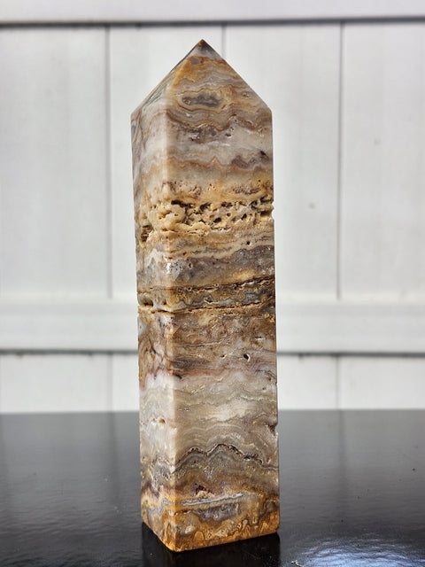 Yellow jasper tower! 13.5 ounces, 6.3 inches tall