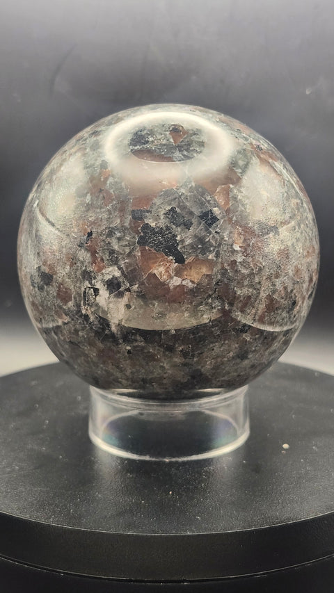 Flame stone sphere yooperlite 80mm, 3.15 inches, 1.9 pounds