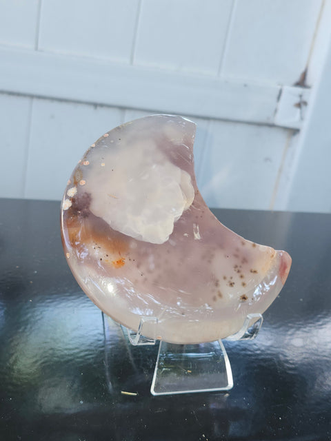 Druzy agate moon! 10 ounces, 4.7 inches tall, 3 inches wide