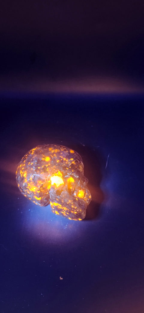 Mini flame stone skull. 5 ounces, 2.5 inches