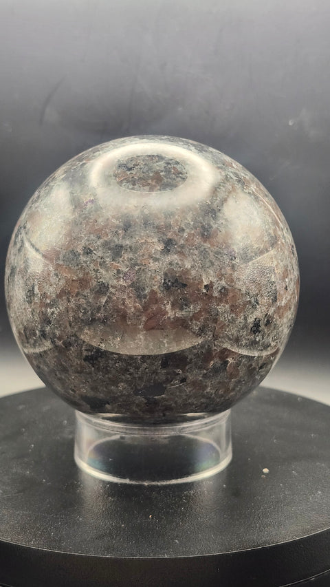 Flame stone sphere yooperlite 80mm, 3.15 inches, 1.9 pounds