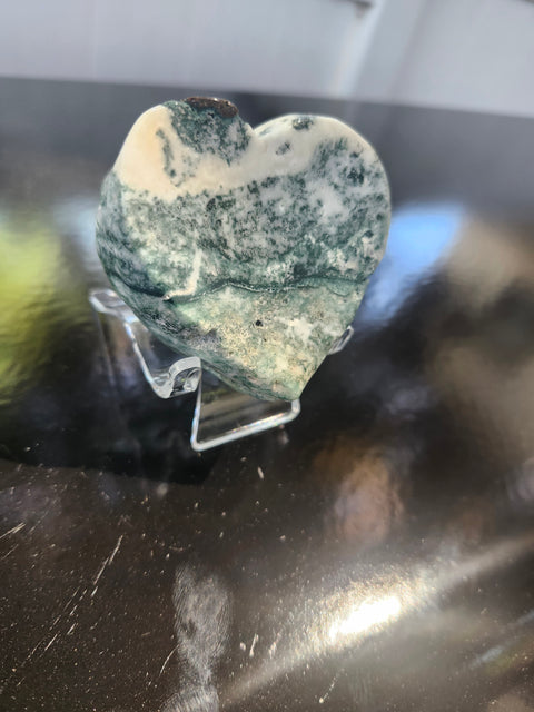 3.5 ounce moss agate heart