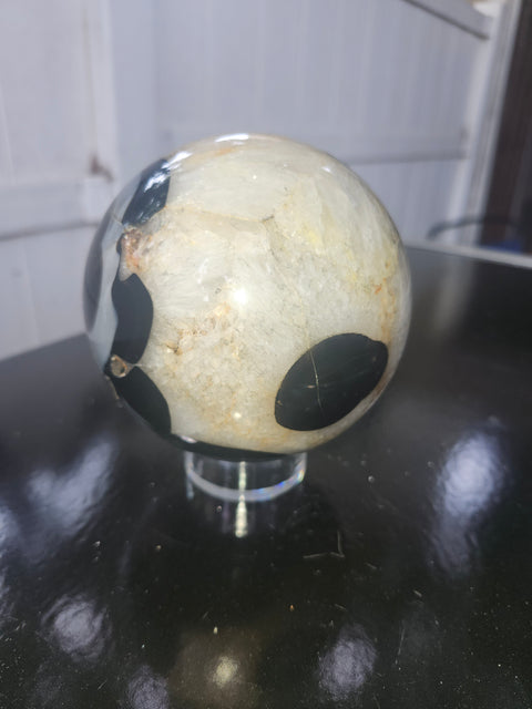 3.1 pound,97.7 mm, 3.84 inch druzy agate sphere