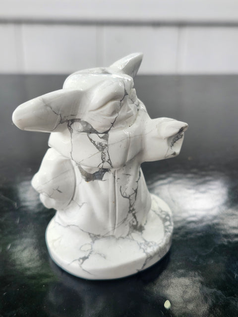 Howlite yoda! 3.9 ounces, 2.3 inches