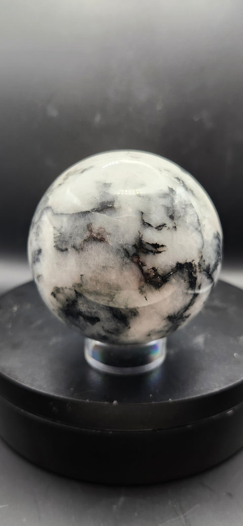 Picasso stone sphere! 68mm, 2.68 inches, 1 pound