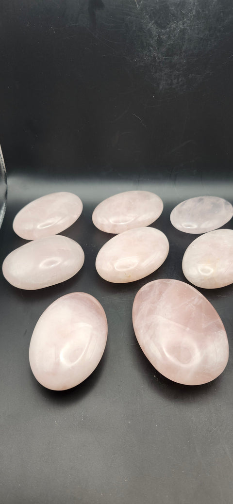 Rose quartz palm stone