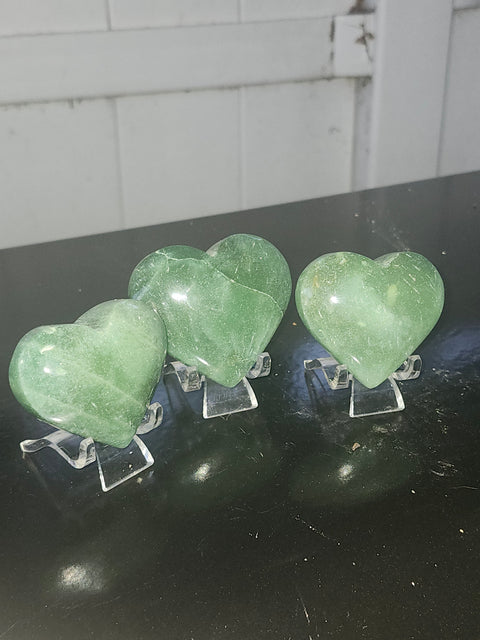 Green aventurine heart! 2.5 ounces, 2.3 inches