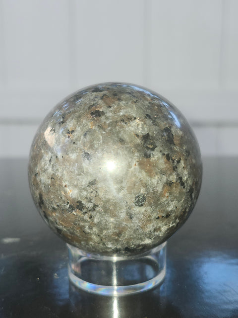 Flame stone sphere "yooperlite" 52.6mm, 2.07 inches, 7 ounces