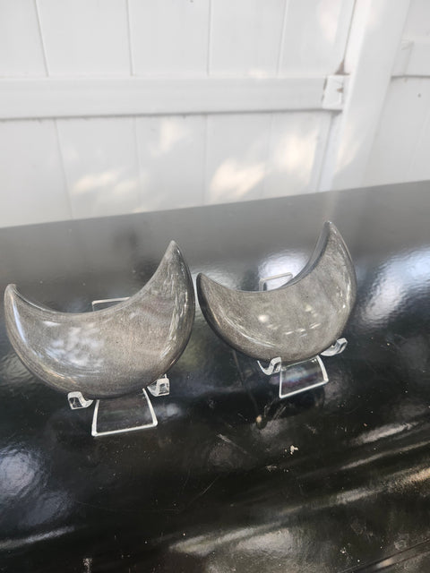 Silver obsidian moon! 4.7 ounces, 3.4 inches long, 1.5 wide