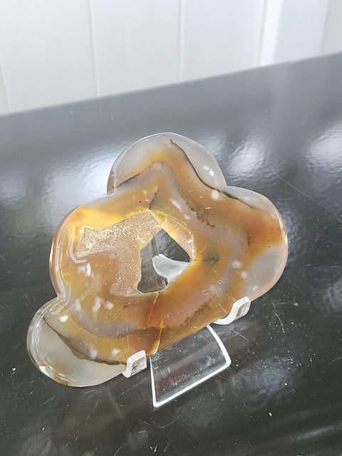 Druzy agate cloud! 6.4 ounces, 5.2 inches wide, 3.6 tall