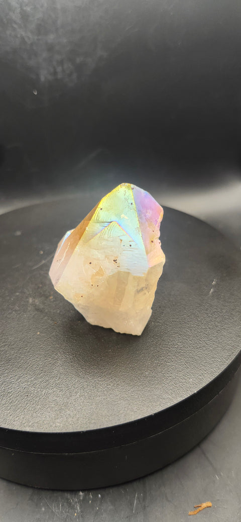 Angel aura citrine polished top point. 2 ounces