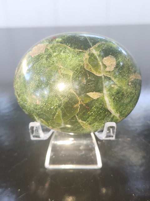 Olive opal palm stone! 2.64 inches wide, 2.09 tall, 4.8 ounce