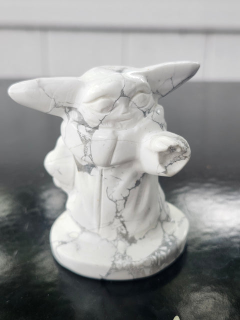 Howlite yoda! 3.9 ounces, 2.3 inches