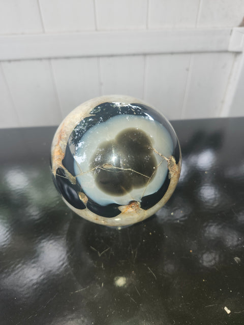 3.1 pound,97.7 mm, 3.84 inch druzy agate sphere