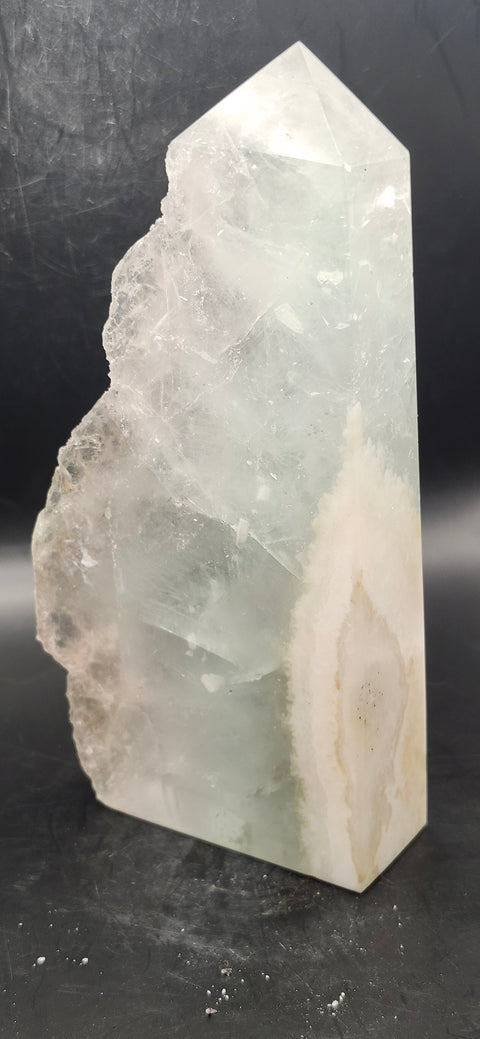 Druzy florite free form tower! 1.7 pounds, 6 inches tall, 3 inches wide