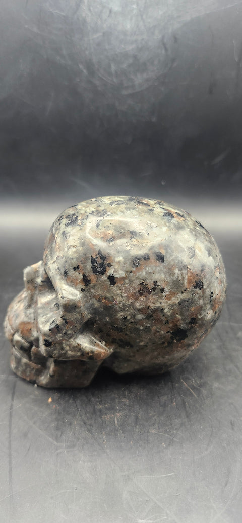 Flame stone "yooperlite" skull!! 3 inches tall, 3 long, 15 ounces
