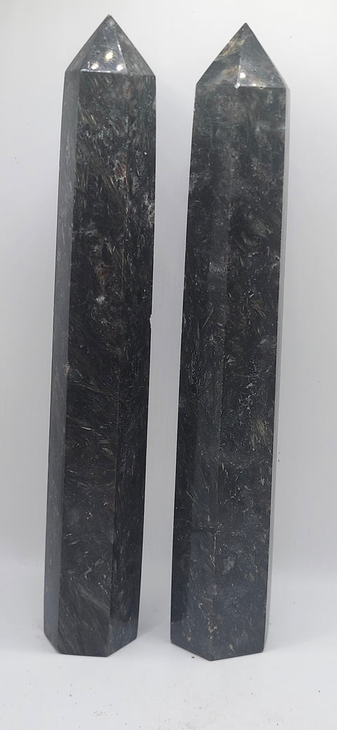 Afrvedsonite tower large, 14 ounces 8 inches tall