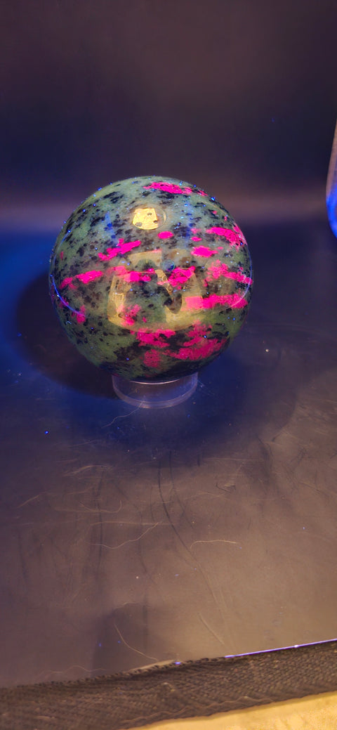 Ruby in zoisite sphere! 65.5mm, 2.57 Inches, 1 pound