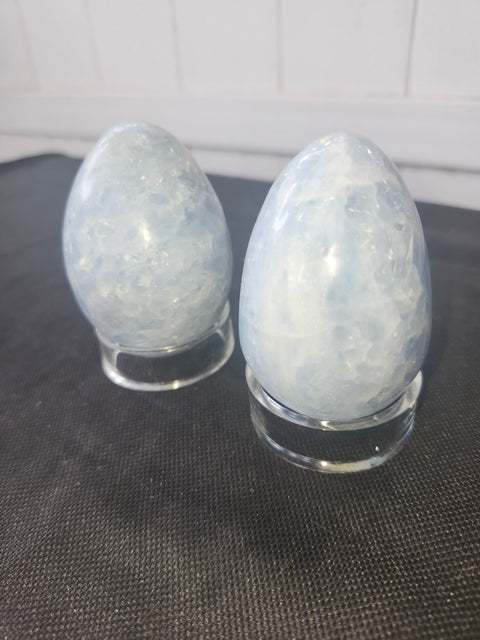 Blue calcite egg, 7 ounces, 3 inches tall