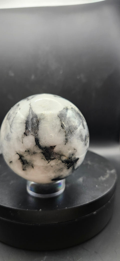 Picasso stone sphere! 68mm, 2.68 inches, 1 pound