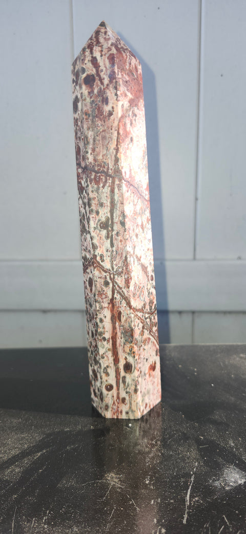 Leopard skin japer tower! 8 inches tall, 13.2 ounces!