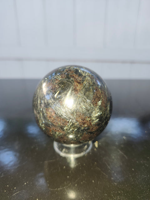 57.1mm, 2.24 inch, 10.5 ounce Afrvedsonite sphere!