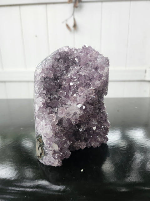 Amethyst cut base free form! 2.4 pounds, 4.5 inches tall, 3.3 inches wide