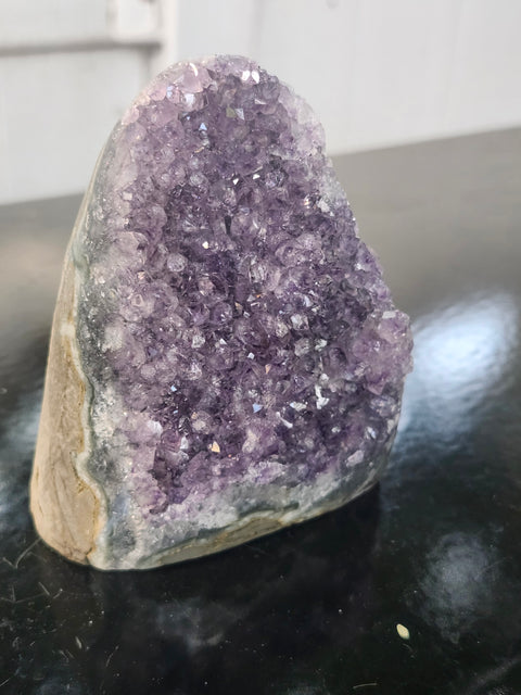 Amethyst cut base free form! 13.2 ounces, 3.5 inches tall, 2.8 wide