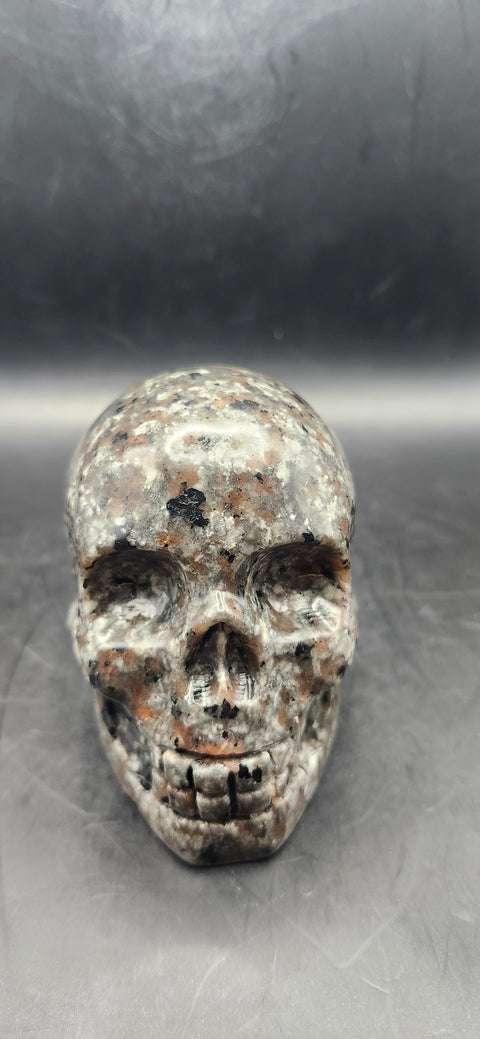Flame stone " yooperlite" skull! 3 inches tall, 3 long, 14.7 ounces