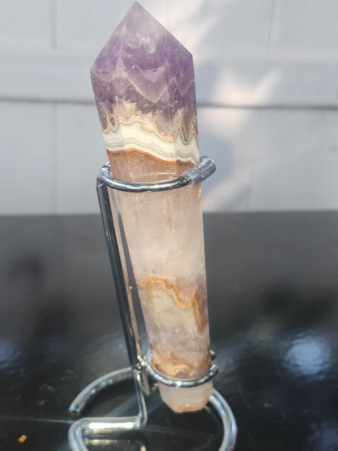 Amethyst lace agate scepter! 5.2 inches, 4.2 ounces