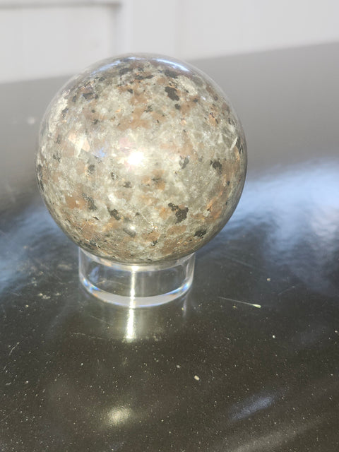 Flame stone sphere "yooperlite" 52.6mm, 2.07 inches, 7 ounces