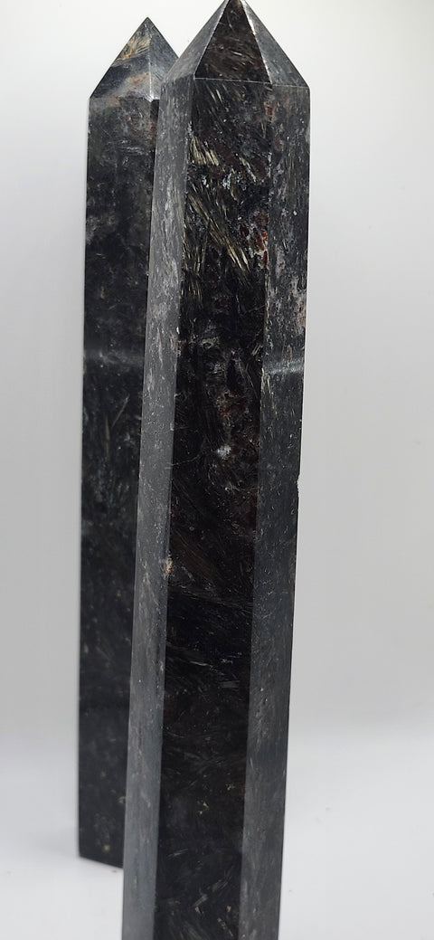 Afrvedsonite tower large, 14 ounces 8 inches tall
