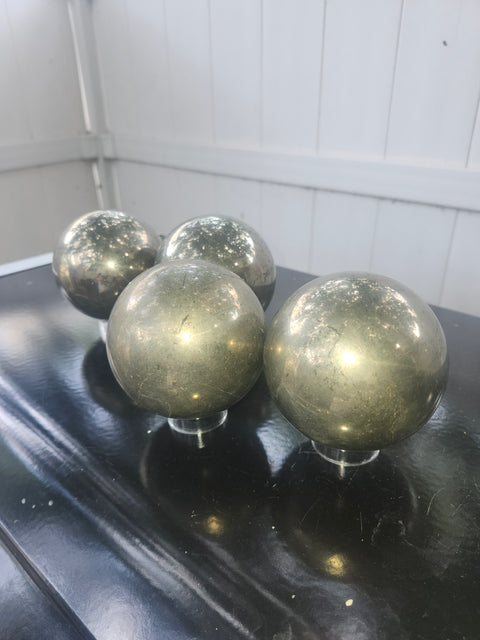 Pyrite sphere! 2.9 pounds, 77mm, 3.05 inches