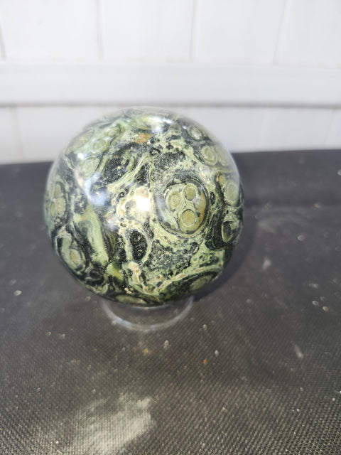 1.7 pound, 77.2mm, 3.03 inch kambaba jasper sphere