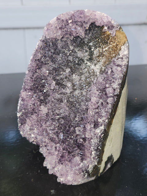 Amethyst cut base free from! 2.2 pounds, 4.8 inches tall, 3.3 inches wide