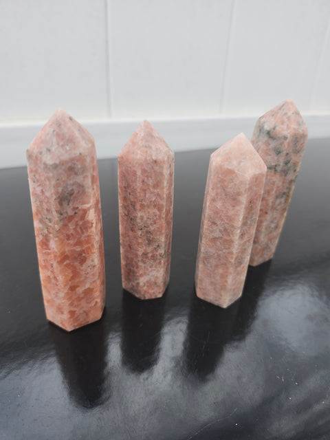 crystals spheres towers gemstones geodes skulls Amathyst rose quartz