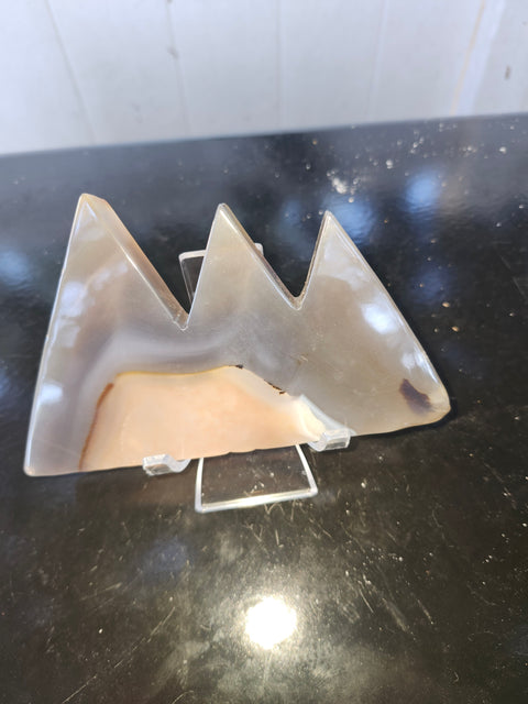 Druzy agate mountain carving! 6.3 ounces, 5 inches wide, 3 inchs tall