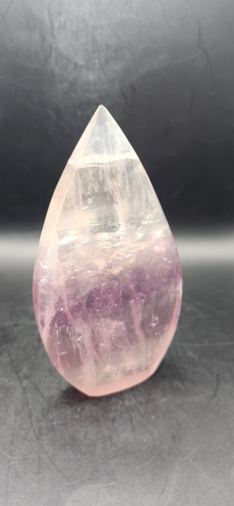 Florite tear tower! 4.3 inches tall, 2.3 wide, 8.3 ounces