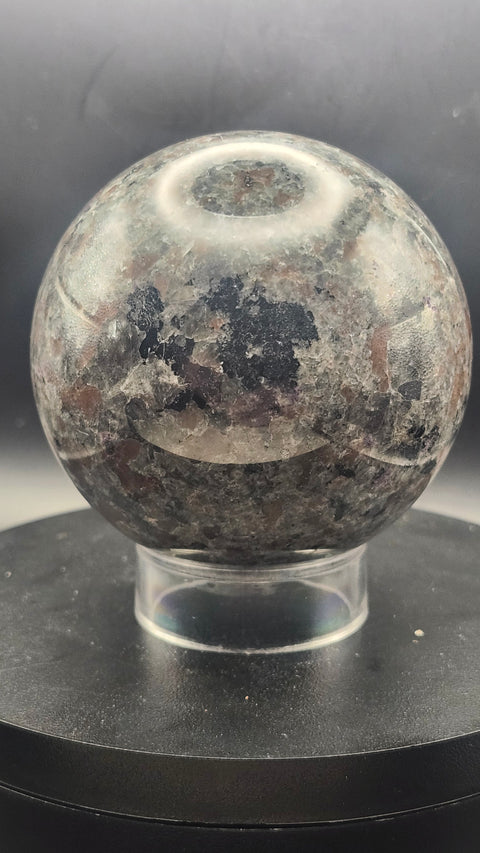 Flame stone sphere yooperlite 80mm, 3.15 inches, 1.9 pounds