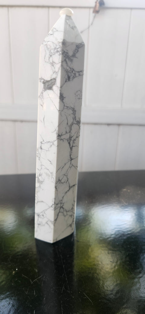 Large howlite tower, 7.5 inches, 1.4 pounds