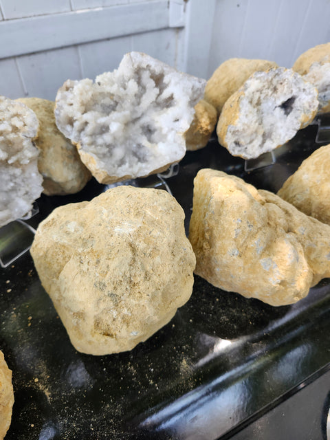 jumbo break your own geode "4.75 too 7 inches"