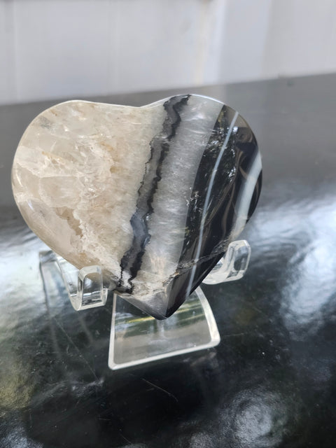 Agate heart! 4 ounces, 63.7mm, 2.51 inches