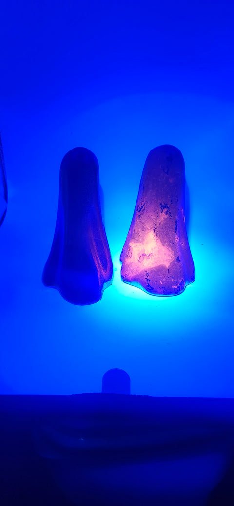 Aura Quartz tower uv reactive! 12 ounces 5 inches tall
