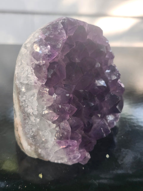 Amethyst cut base free form! 1.1 pound, 3.1 inches, 2.8 wide
