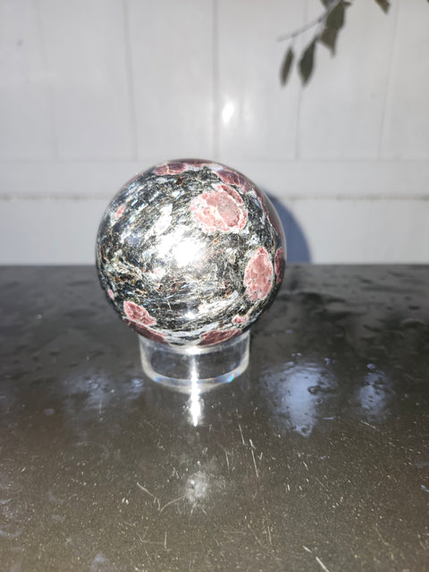 1.5 pound, 69.6mm, 2.74 inch Astrophyllite garnet fireworks sphere