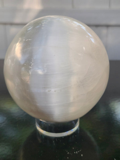 Selenite sphere! 2.3 pounds, 90mm, 3.57 inches