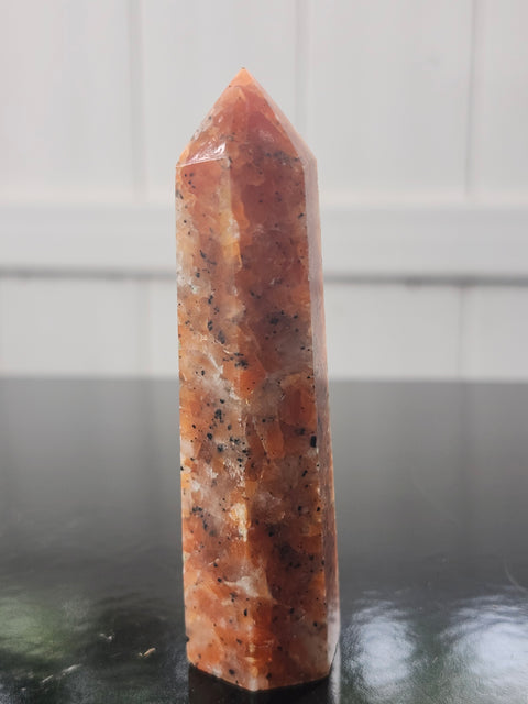 Calcite tower! 2.5 ounces, 3.6 inches tall